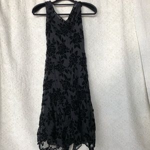 *SALE* Robbie Bee Black rose dress with sparkles!